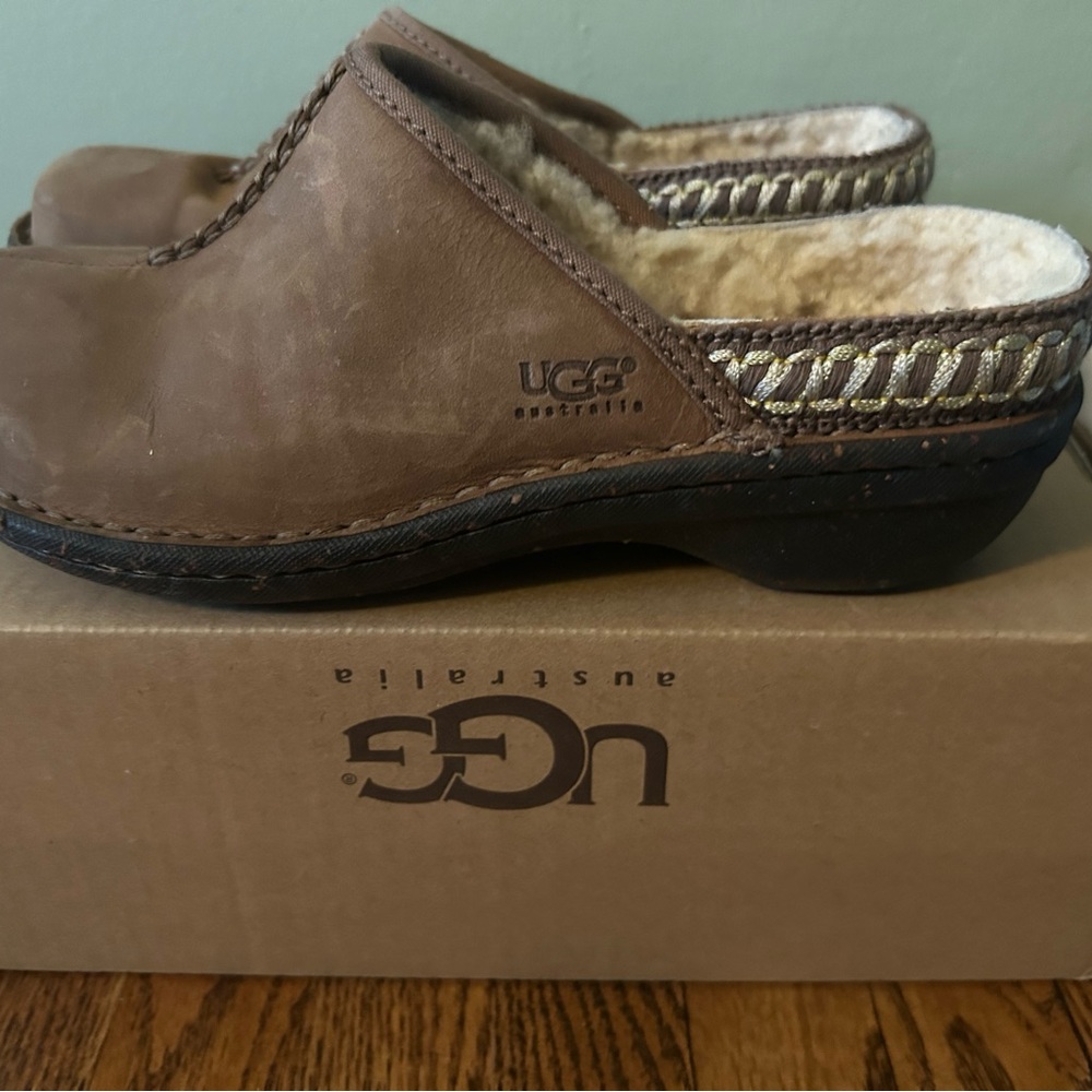 UGG Kohala Sandals - Brand New - Tan - Size 6 - Picture 3 of 4